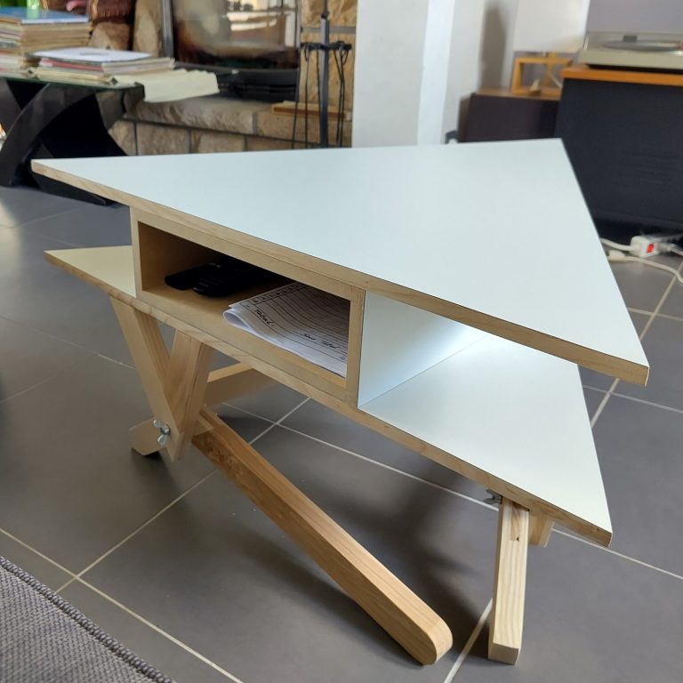 Case de rangement, alèse en frêne, stratification